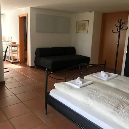 Green View Apartment