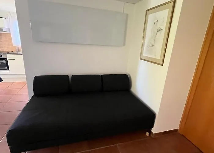 Small Views Tenero-Contra